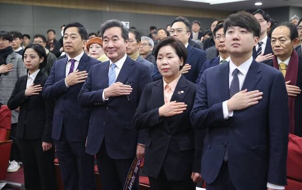 왼쪽부터 류호정 정의당 의원, 금태섭 새로운선택 공동대표, 이낙연 전 더불어민주당 대표, 양향자 한국의희망 대표, 이준석 개혁신당 대표