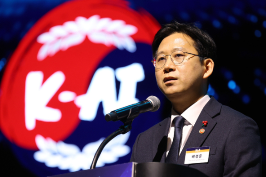정부가 추진 중인 국가 차원의 인공지능(AI) 경쟁력 강화 사업이 실사용자인 국민들의 눈높이에서 본격적인 성능 검증을 받는다.